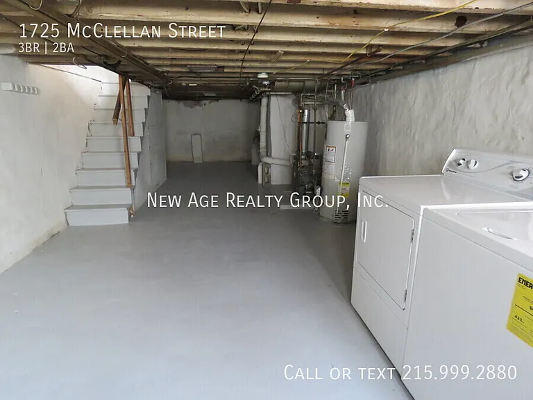 1725 McClellan St — Photo 17
