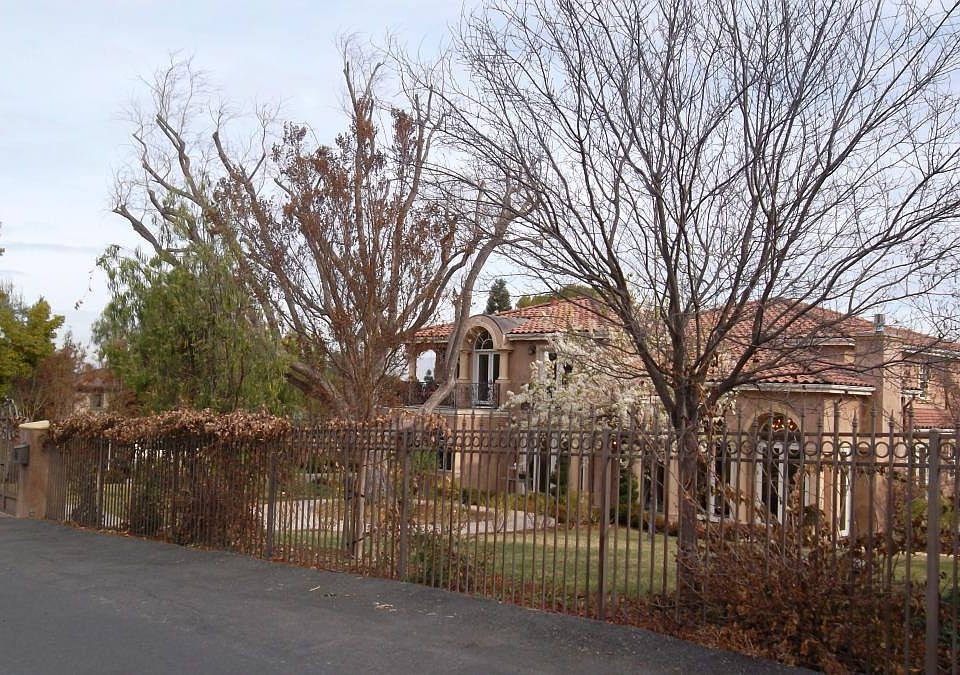 1st image of 14880 Las Flores Ln