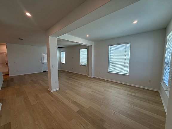 2nd image of 337 Porter Country Pkwy