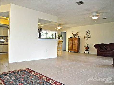 4th image of 3419 Jaffa Dr