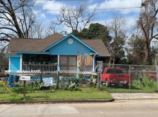 5701 Elysian St, Houston, TX 77009