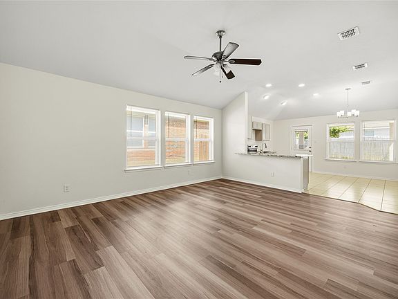 3rd image of 1712 Ironworks Dr