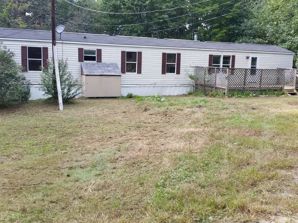 8 Linda Dr, Hinsdale, NH 03451