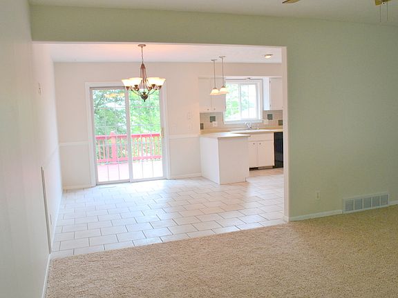 5th image of 2607 Ponderosa Dr
