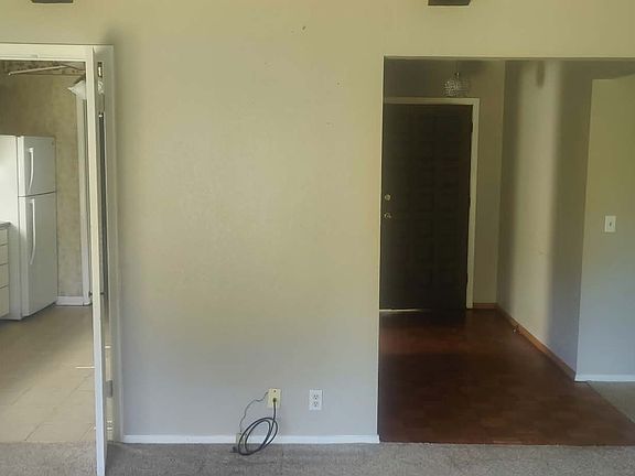 4th image of 5923 S Quincy Pl