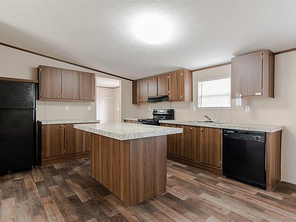 5th image of 8316 Birdsong Ct