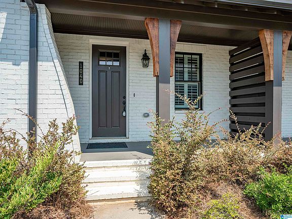 2nd image of 1040 Windsor Dr