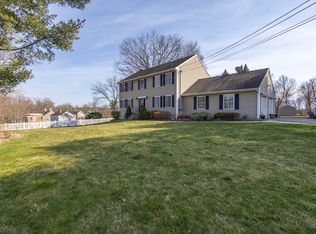 2 Russell Rd, North Haven, CT 06473