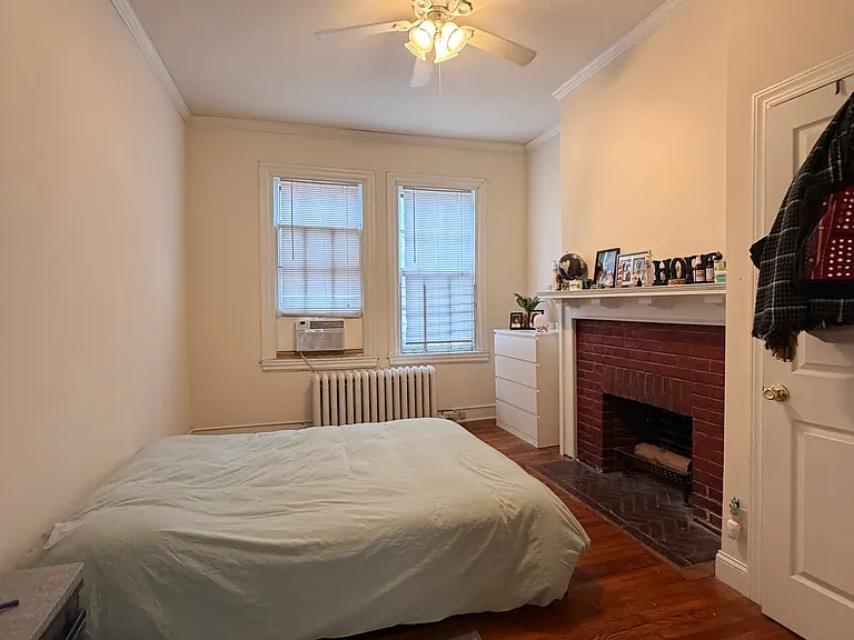 2118 Sansom St #1F — Photo 11