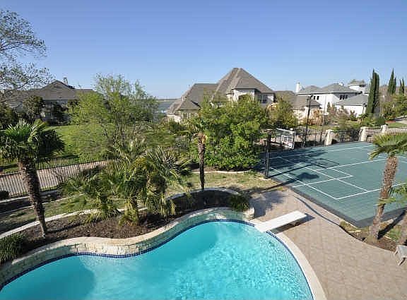 4th image of 2101 Bay Cove Ct