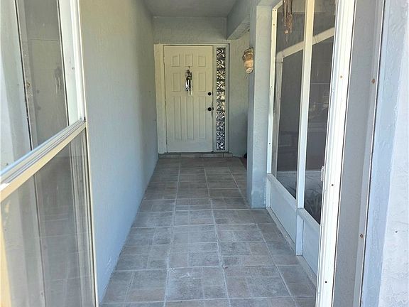 5th image of 403 McArthur Ave