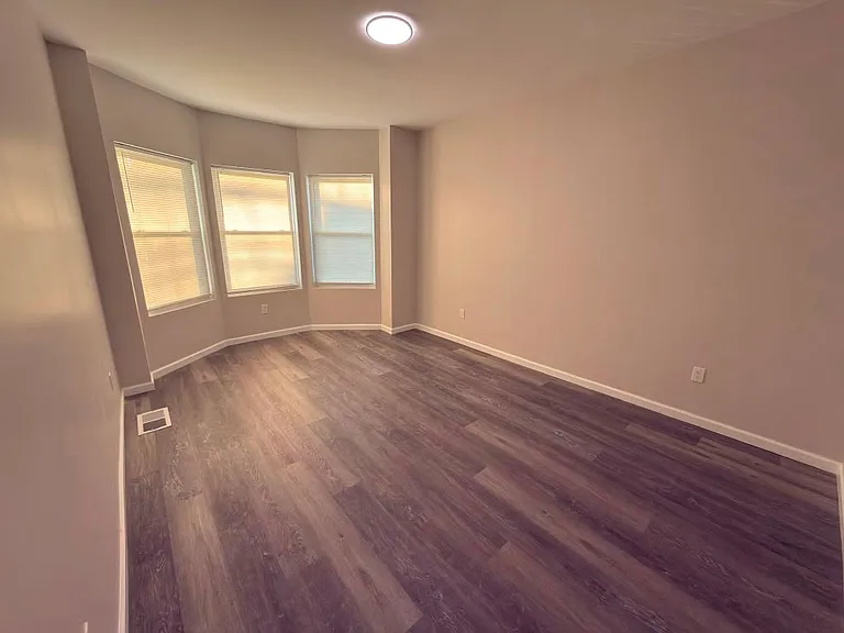 77 Madison Ave #1 — Photo 8