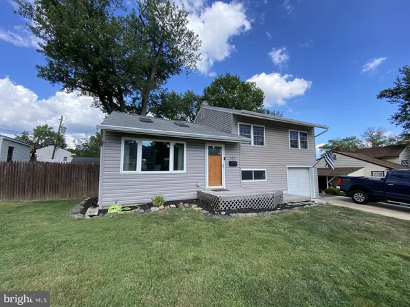 131 S Shelley Dr, Claymont, DE 19703