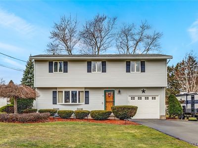 4532 Lincoln Dr, Gasport, NY, 14067