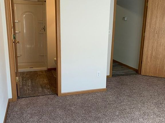4th image of 502 W Laurel St #302