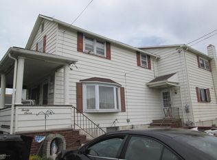 27 E Charles St, Plains, PA 18705