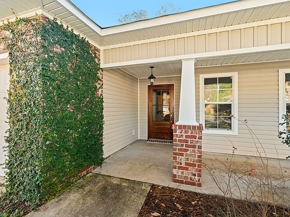 4th image of 34 Clear Springs Ct