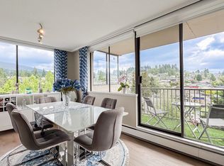 555 13th St #605, West Vancouver, BC V7T2N8