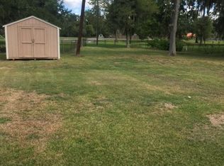 117 Chestnut St, Lake Jackson, TX 77566