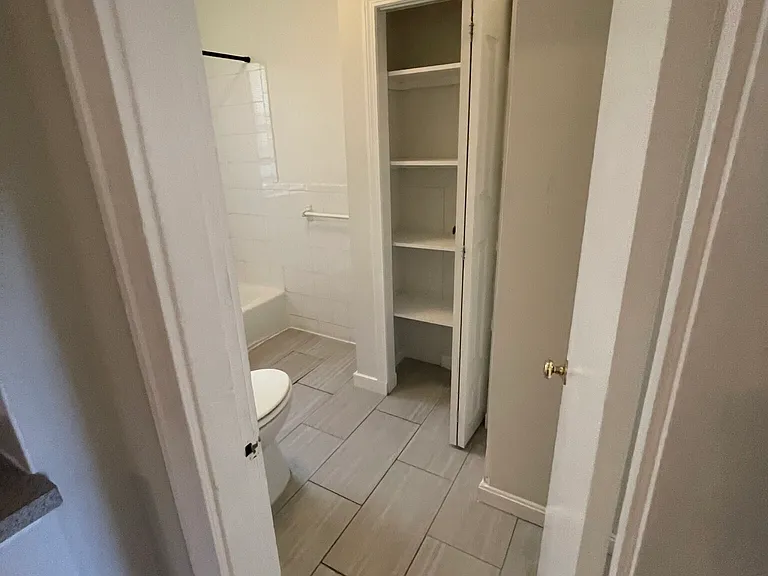 1193 Commonwealth Ave #7 — Photo 11