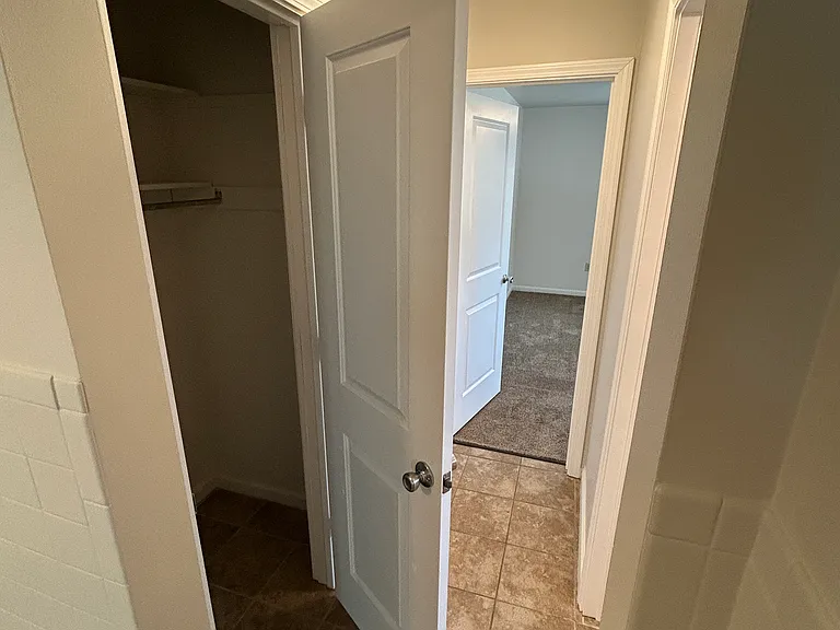 848 Youngs Ln #4 — Photo 9