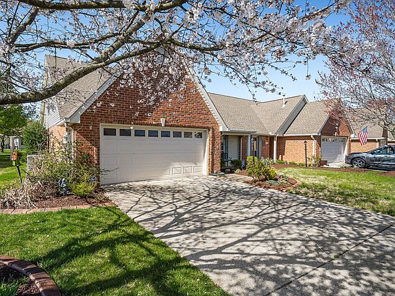 3rd image of 321 Biltmore Cir