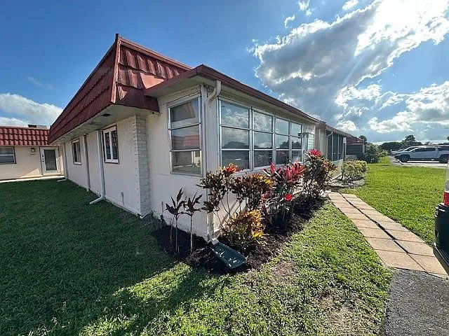 251 Seville Ct #251-K — Photo 22