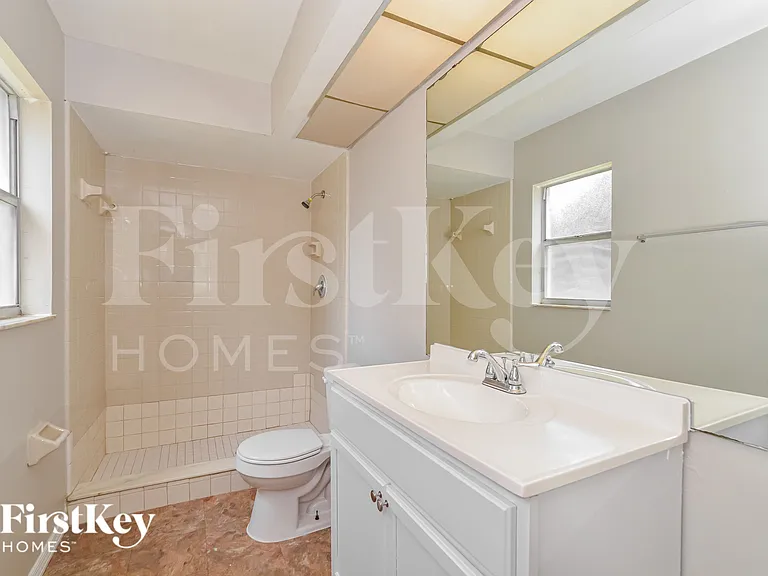 105 Alcala Dr — Photo 10