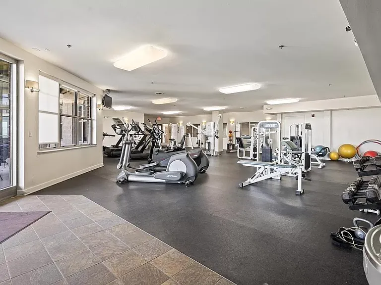 4130 S Lake Dr #382 — Photo 5