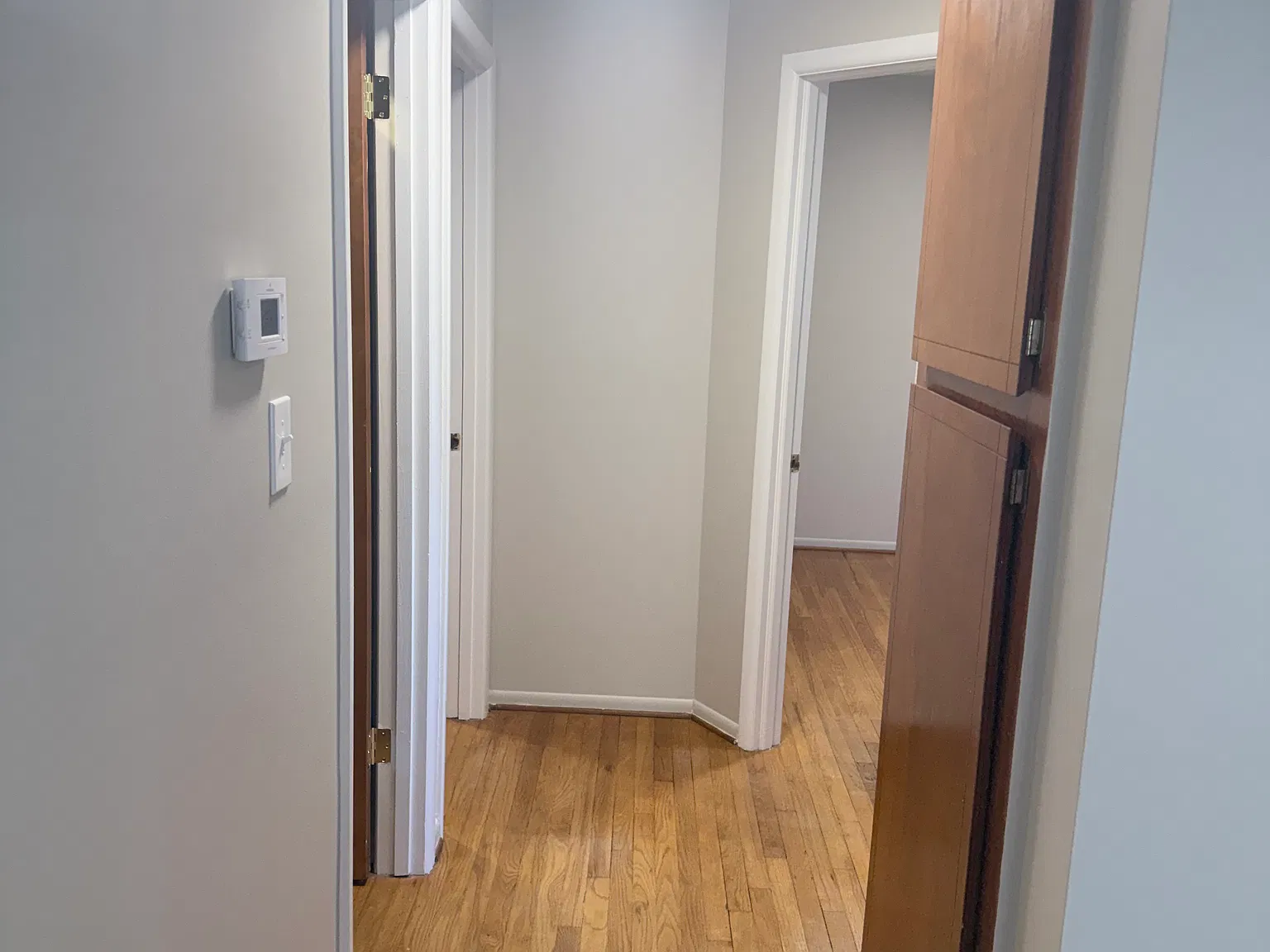 3 bed, 926 sqft, $1,750 — Photo 2