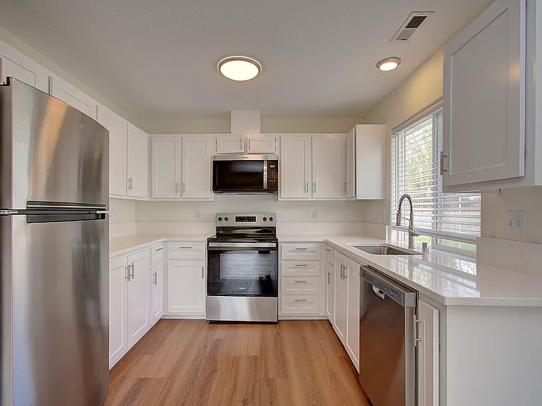 2610 SE 164th Ave #G12 — Photo 9