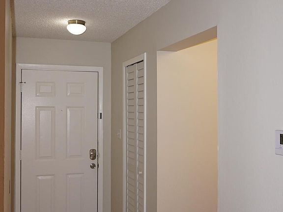 2nd image of 5219 Via Hacienda Cir