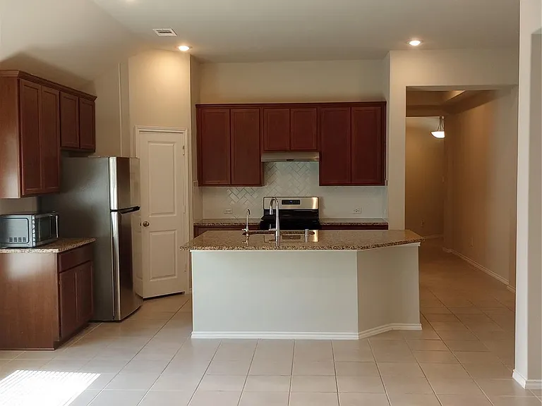 31053 Regal Elm Ln — Photo 12