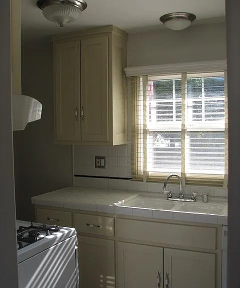 408 Sapphire St #A — Photo 10