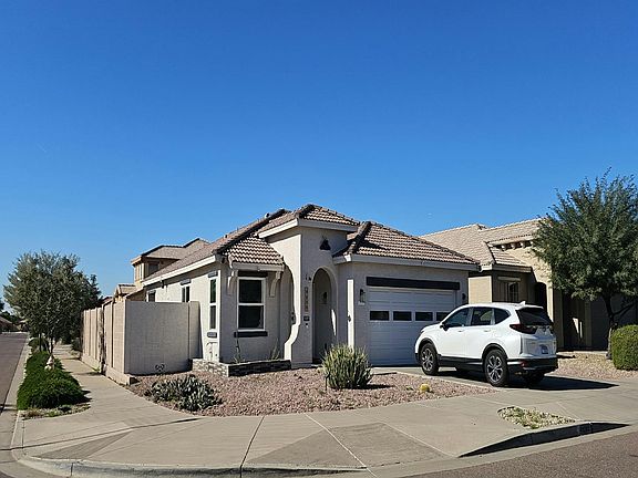 3rd image of 4608 S 23rd Ln
