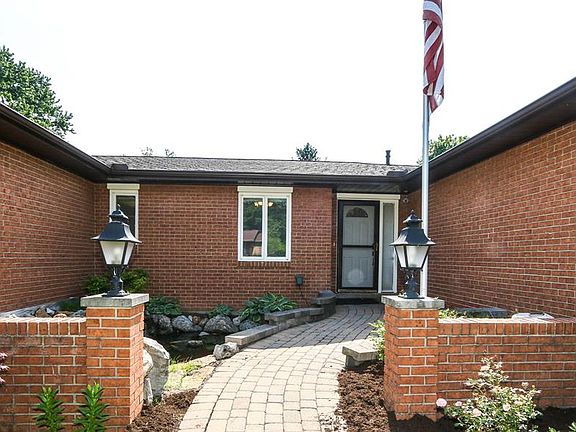 2nd image of 5574 Sir Lancelot Ln