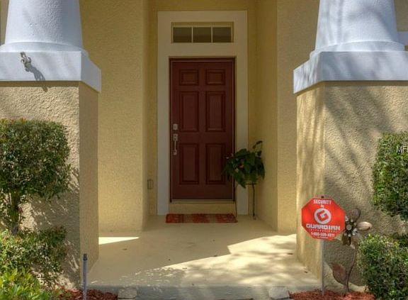 5th image of 18116 Fall Creek Dr