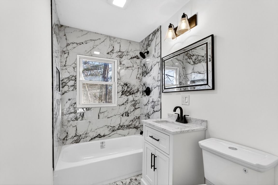 next background image