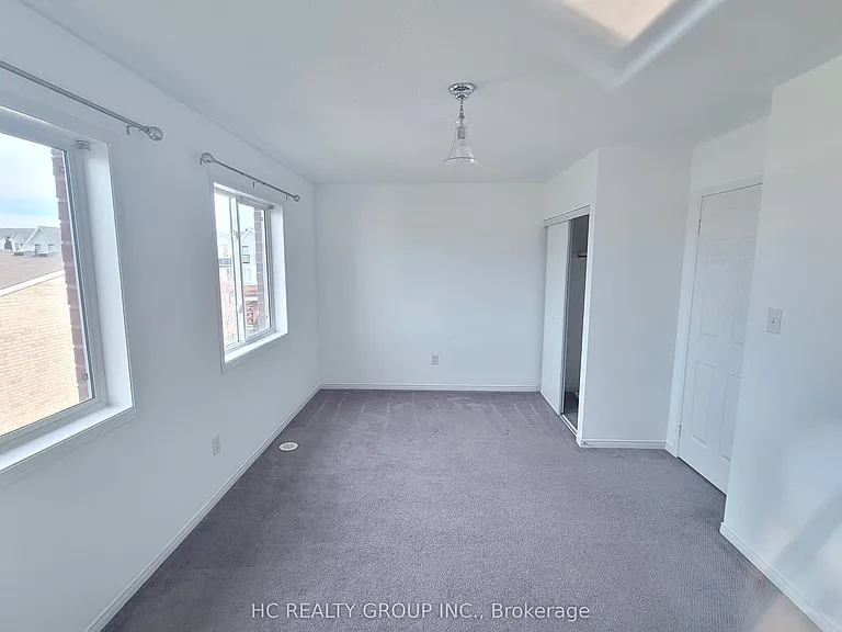227 Dairy Dr — Photo 16