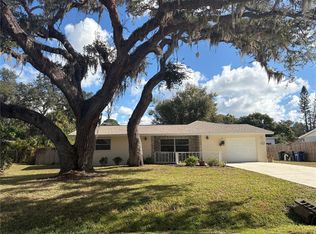 2025 Amanda Dr, Sarasota, FL 34232