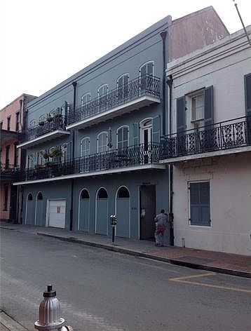 1st image of 936 Conti St APT 13