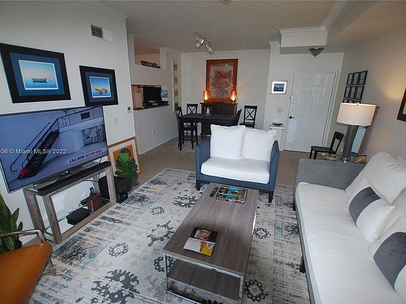 3rd image of 2406 Tuscany Way Unit 2406
