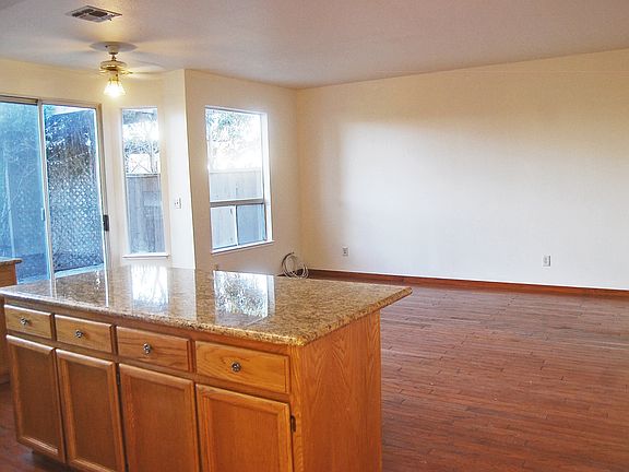 Kitchen bar & family room