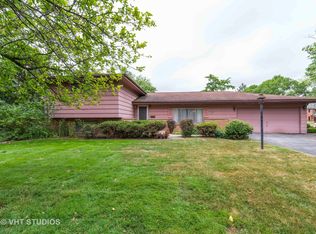 3815 Gregory Ln, Northbrook, IL 60062