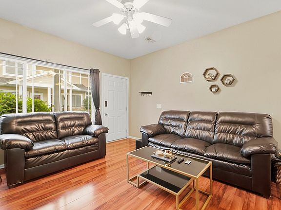 3rd image of 1120 NE 7th Ln