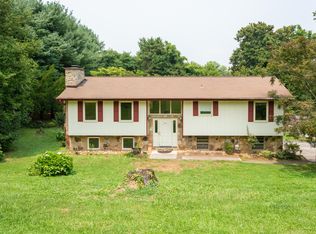 432 Farmers Hollow Rd, Clinton, TN 37716