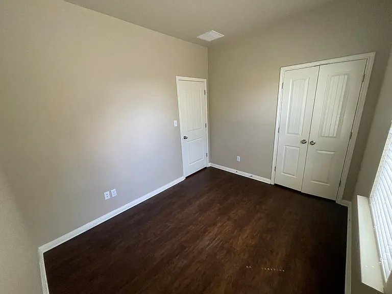 4610 Esper Ln — Photo 9
