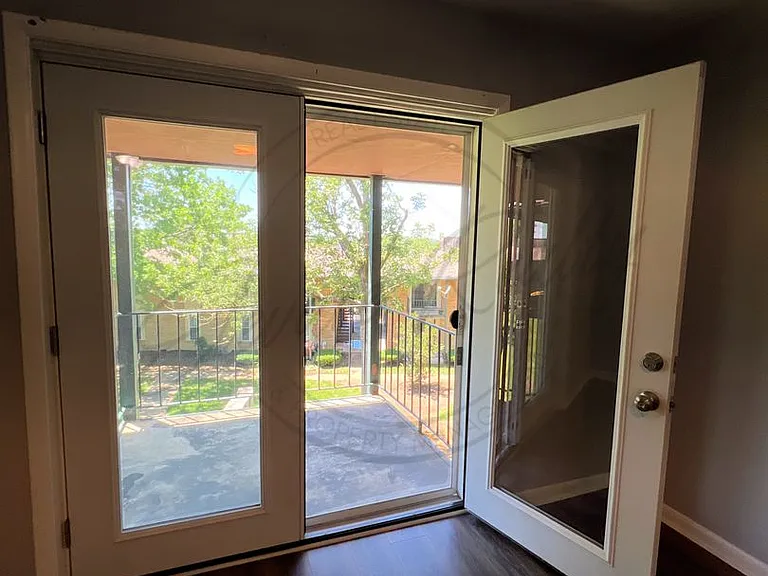 555 N Dupont Ave #C53 — Photo 35