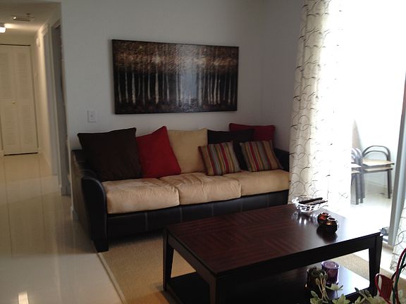 4th image of 36 NW 6th Ave APT 501