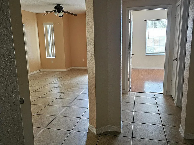 150 SW Peacock Blvd #103 — Photo 6